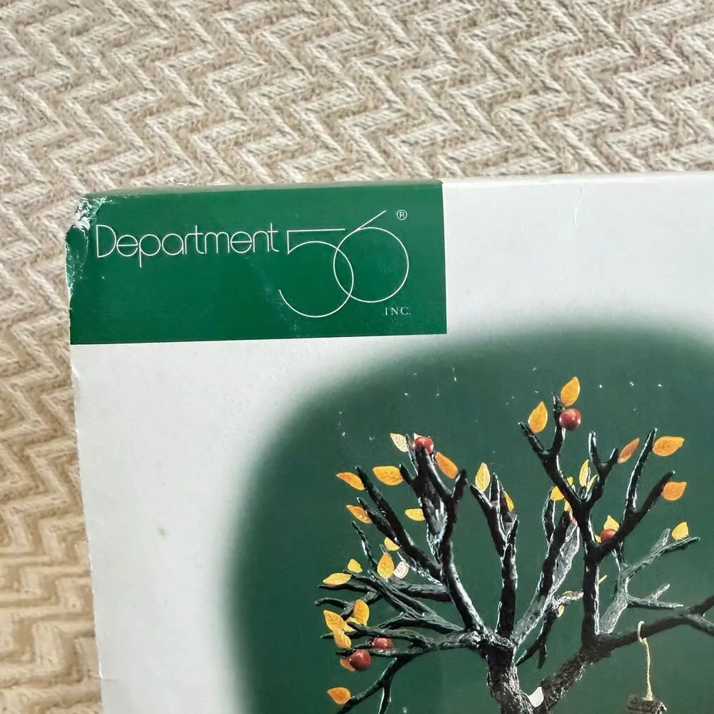 Department 56 Fieldstone Wall With Apple Tree Village Accessories